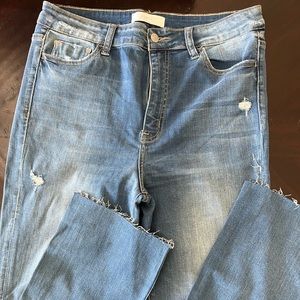 Vervet Blue Medium Wash Jeans
